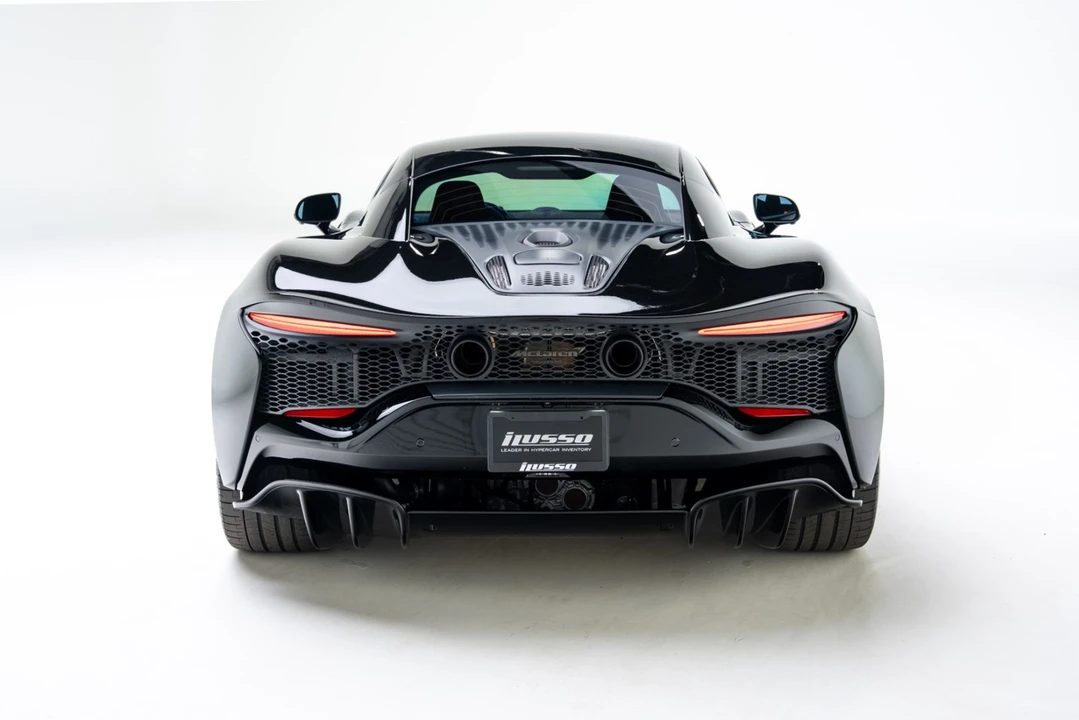 2026 McLaren Artura - Image 6 of 21