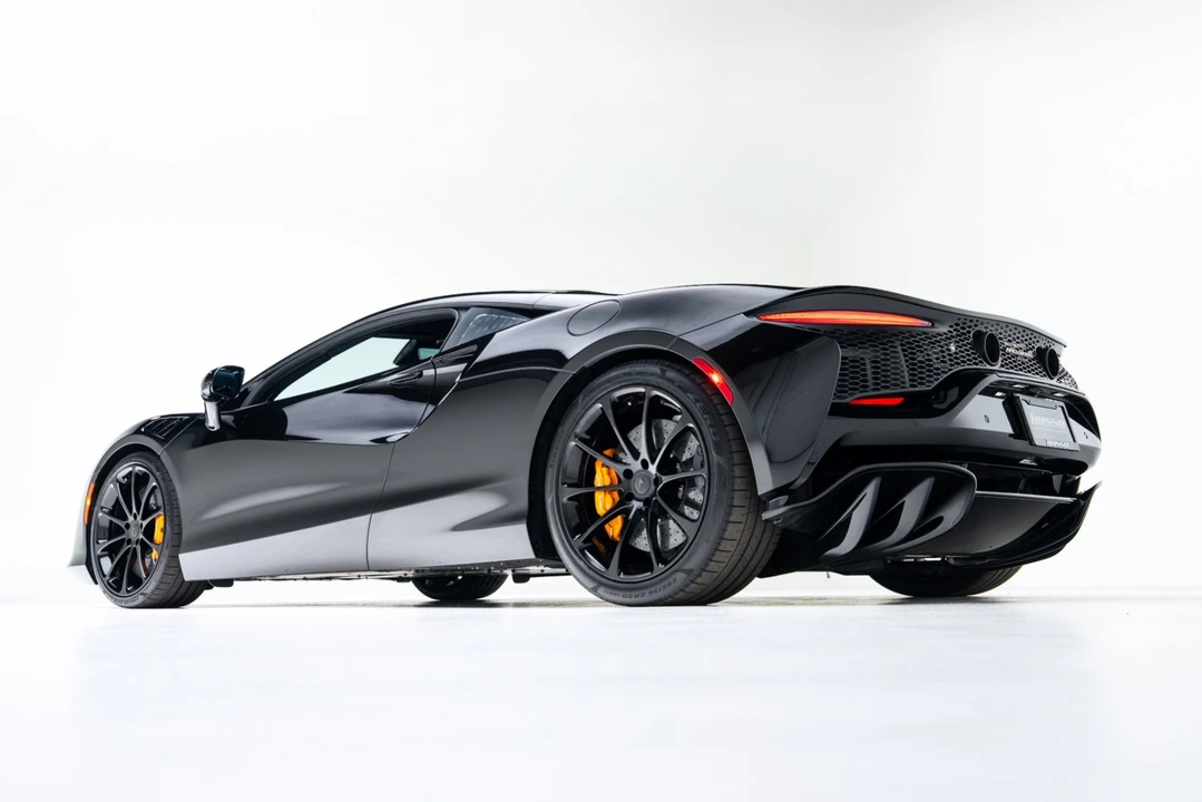 2026 McLaren Artura - Image 21 of 21