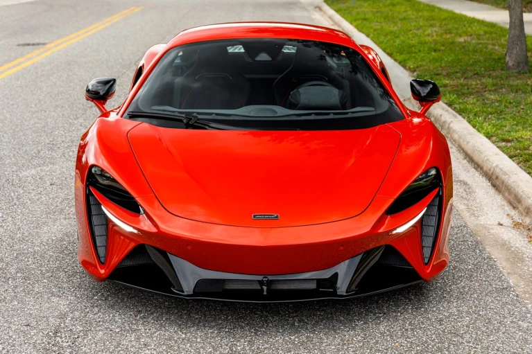 2026 McLaren Artura - Image 4 of 4
