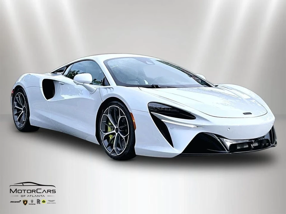 2026 McLaren Artura - Image 2 of 15