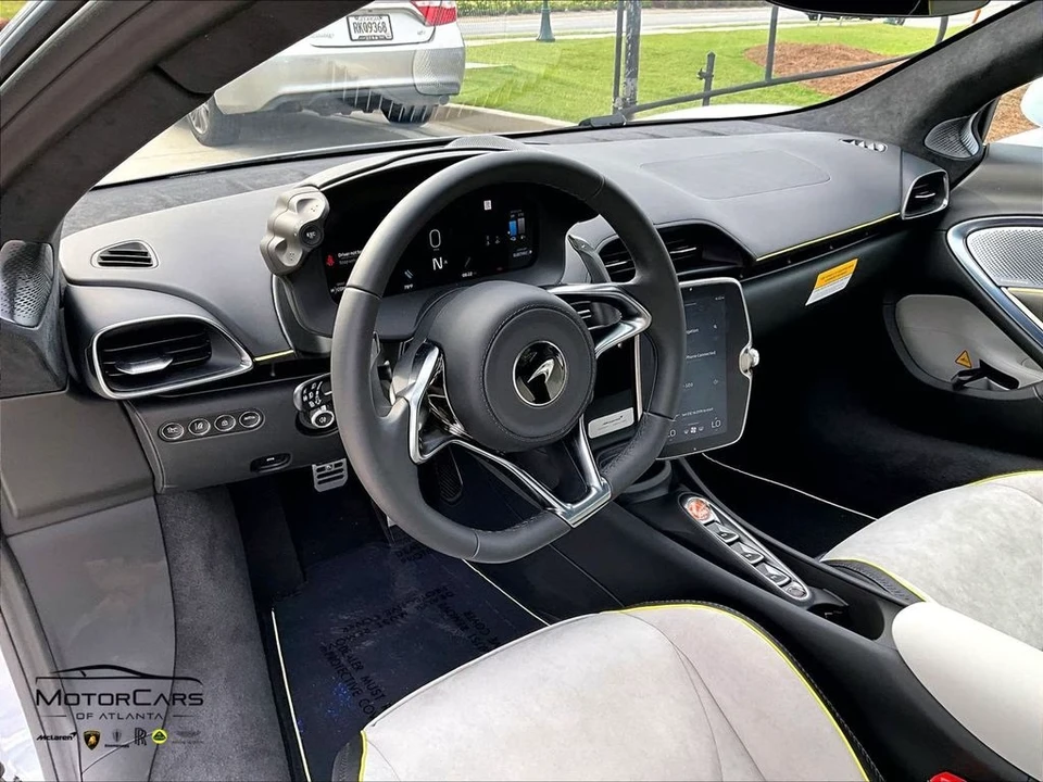 2026 McLaren Artura - Image 6 of 15