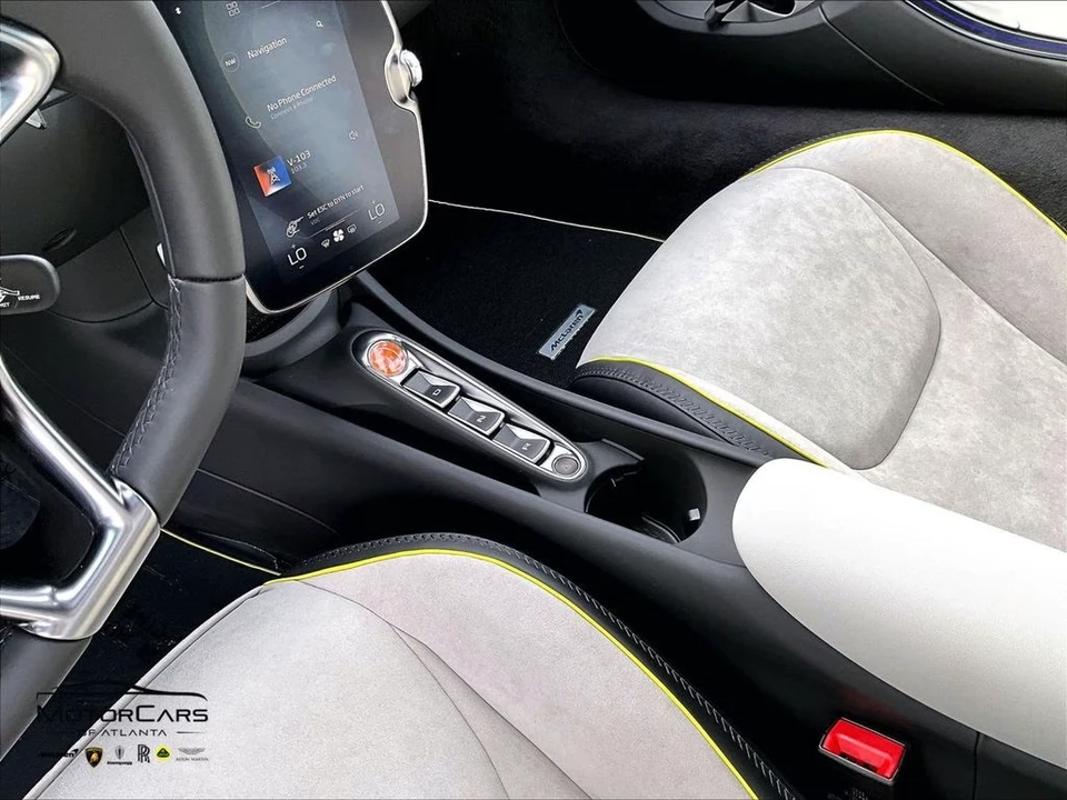 2026 McLaren Artura - Image 8 of 15