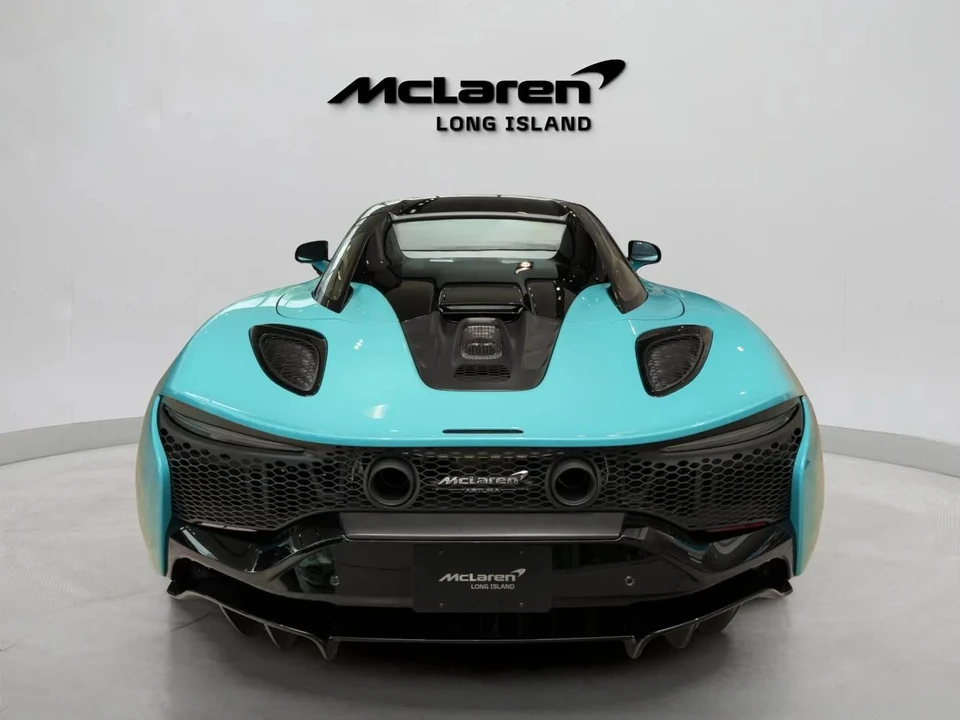 2026 McLaren Artura - Image 9 of 31