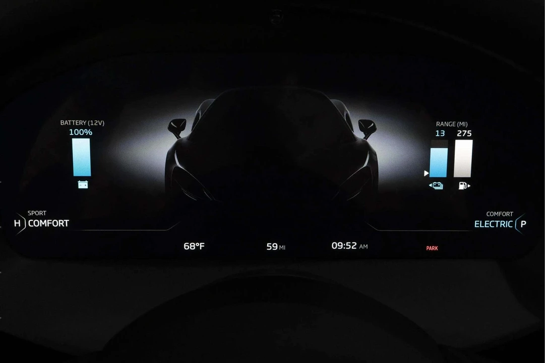 2026 McLaren Artura - Image 31 of 31