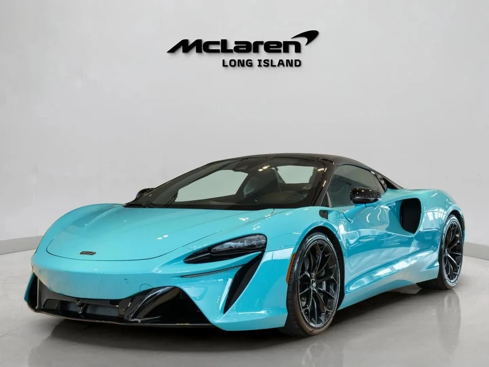 2026 McLaren Artura - Image 2 of 31