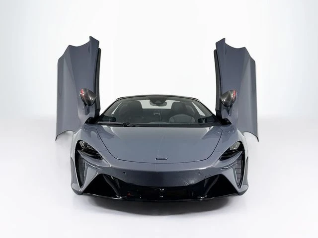 2026 McLaren Artura - Image 22 of 28