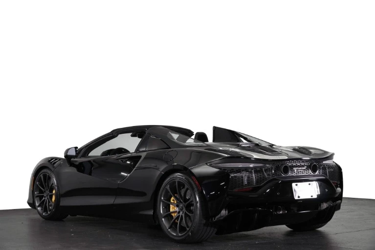 2026 McLaren Artura - Image 3 of 7