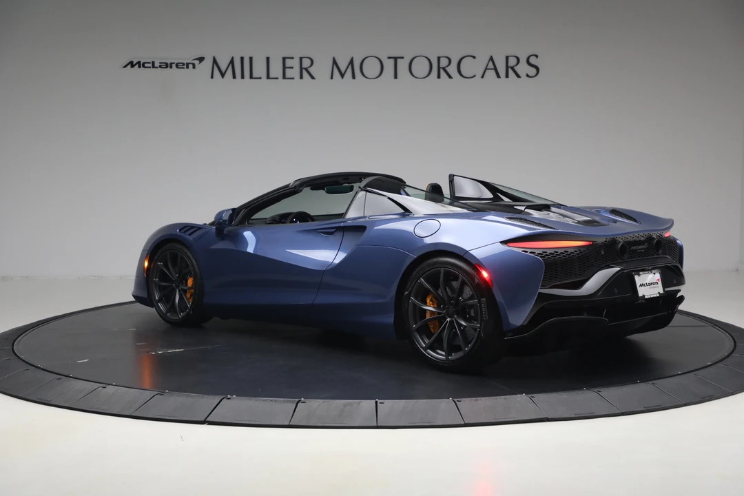 2026 McLaren Artura - Image 5 of 31