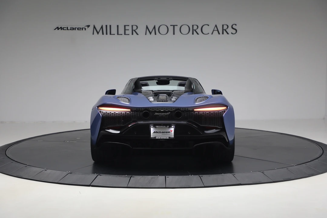 2026 McLaren Artura - Image 7 of 31
