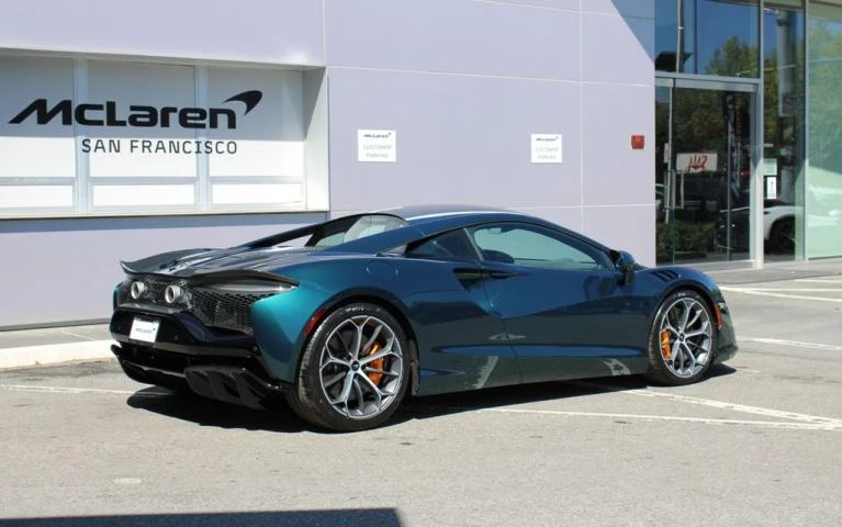 2026 McLaren Artura - Image 3 of 7