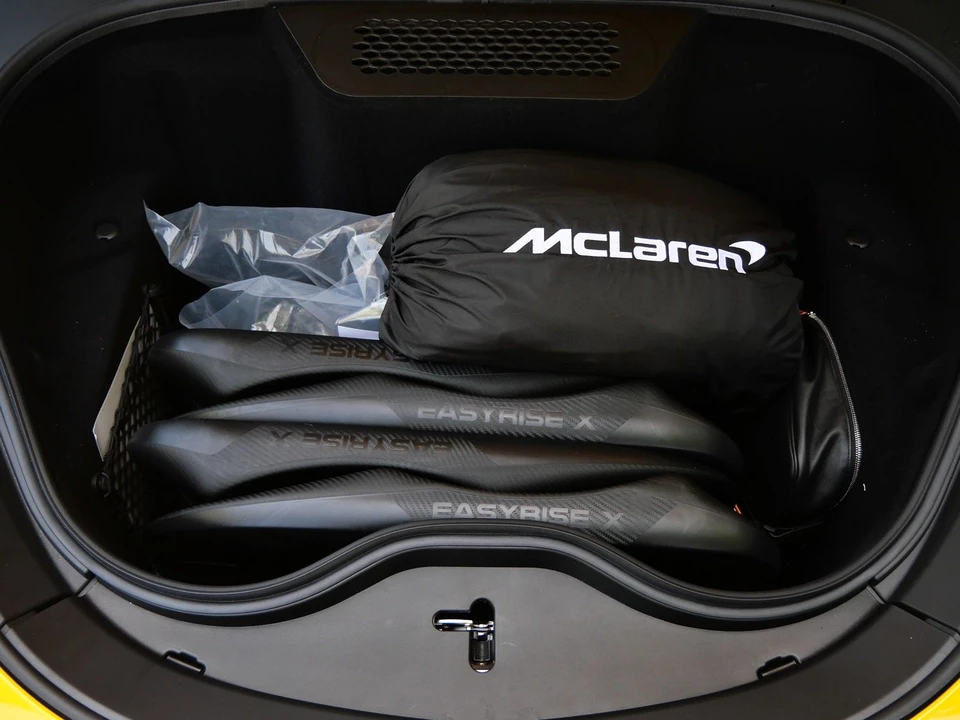 2026 McLaren GT - Image 24 of 26