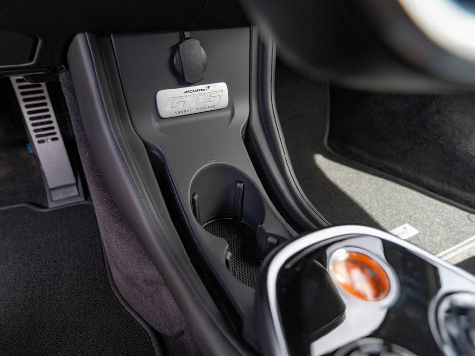 2026 McLaren GT - Image 20 of 31