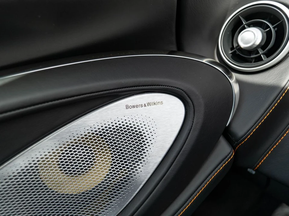 2026 McLaren GT - Image 24 of 31