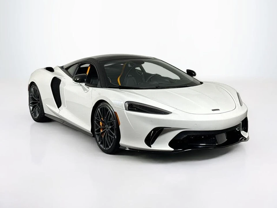 2026 McLaren GT - Image 7 of 27