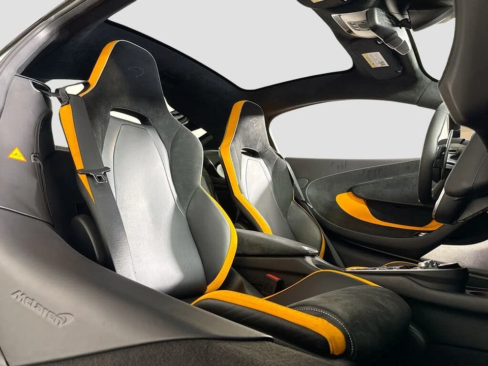 2026 McLaren GT - Image 14 of 27