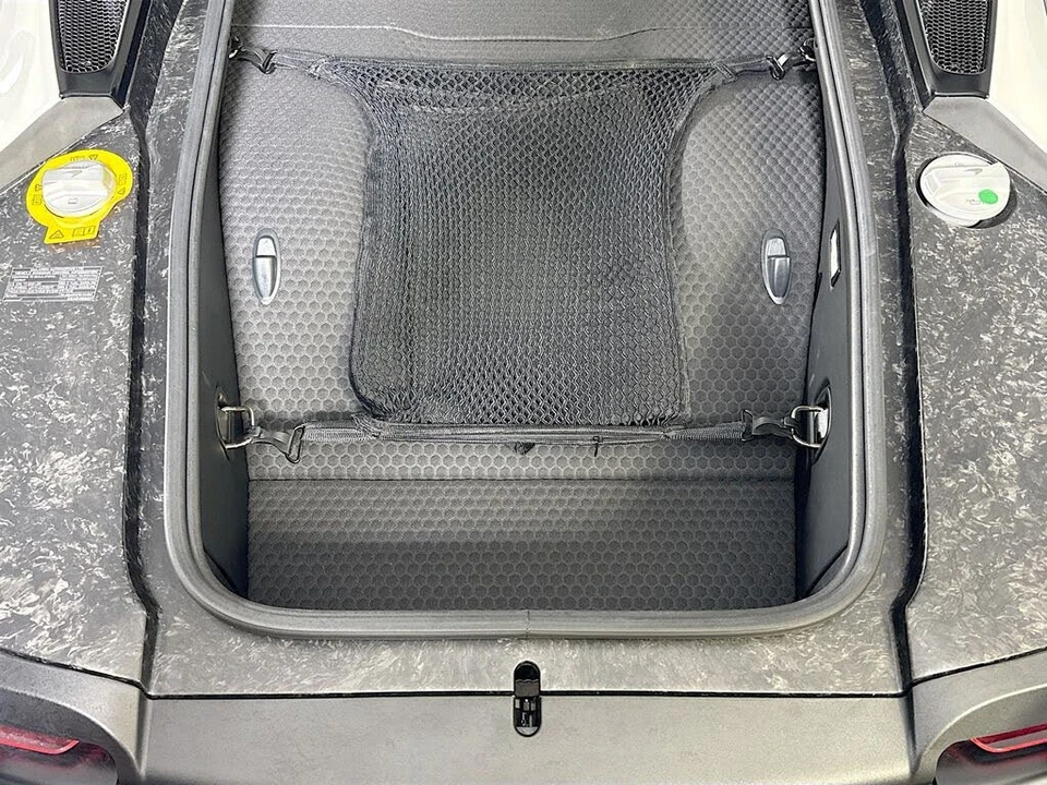 2026 McLaren GT - Image 24 of 27