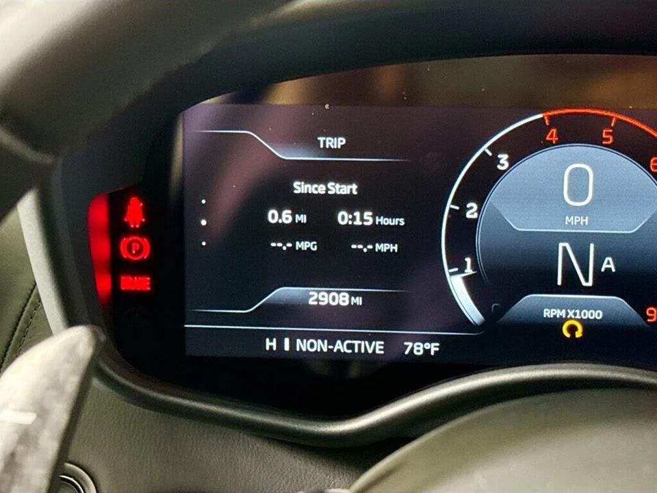 2026 McLaren GT - Image 12 of 27