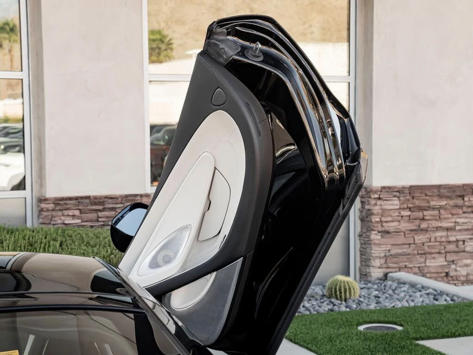 2026 McLaren GT - Image 26 of 31