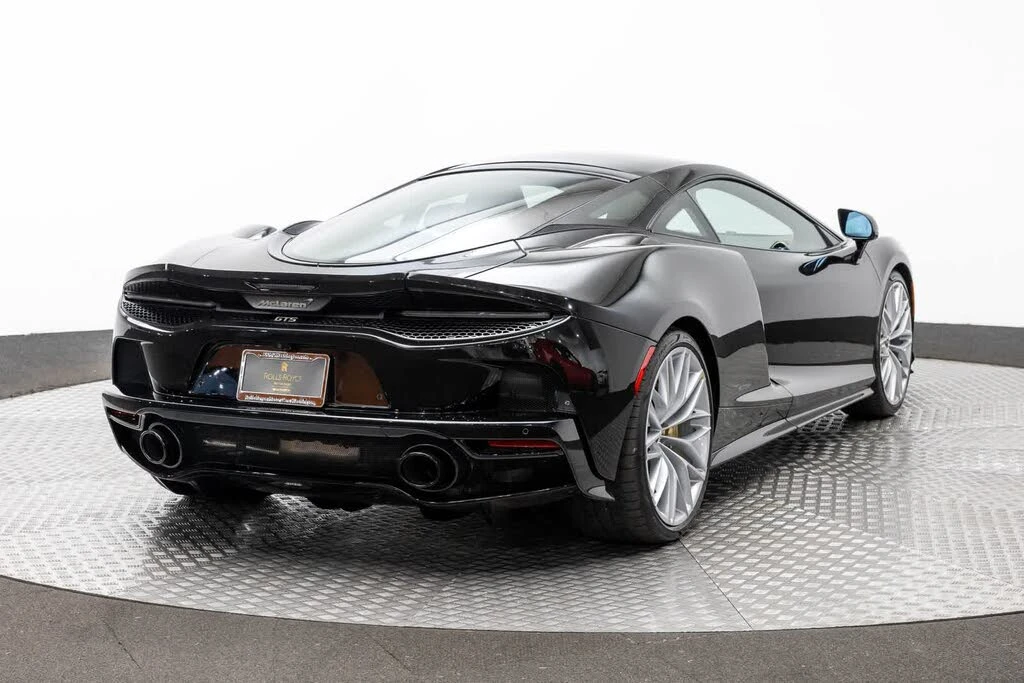 2026 McLaren GT - Image 19 of 31