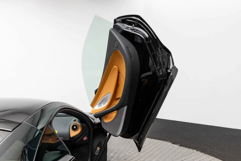 2026 McLaren GT - Image 31 of 31