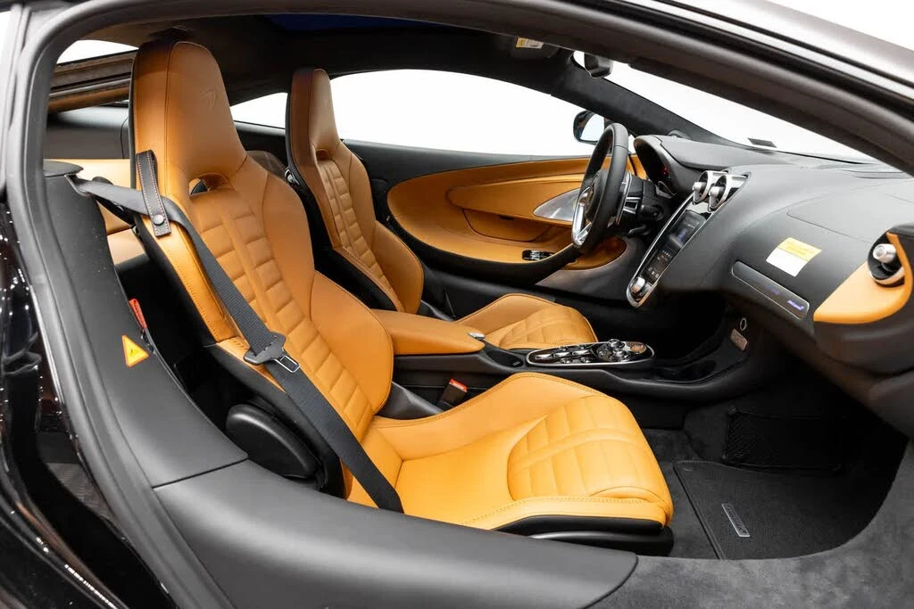 2026 McLaren GT - Image 11 of 31