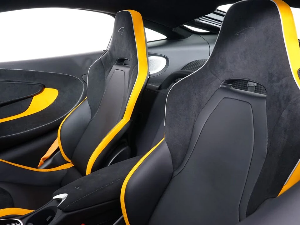 2026 McLaren GT - Image 26 of 31