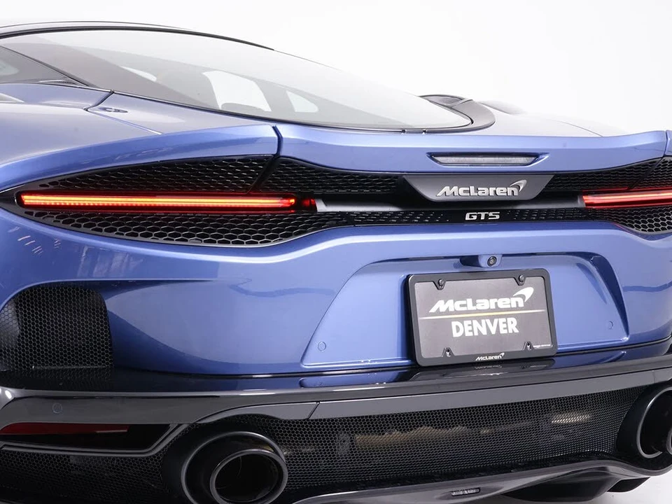 2026 McLaren GT - Image 21 of 31
