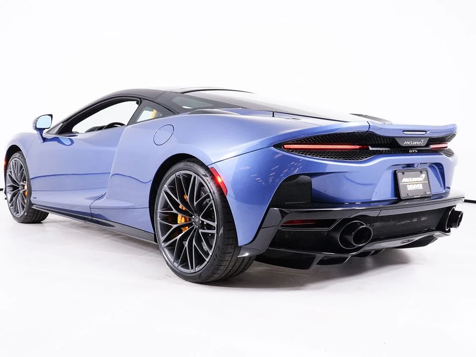 2026 McLaren GT - Image 19 of 31