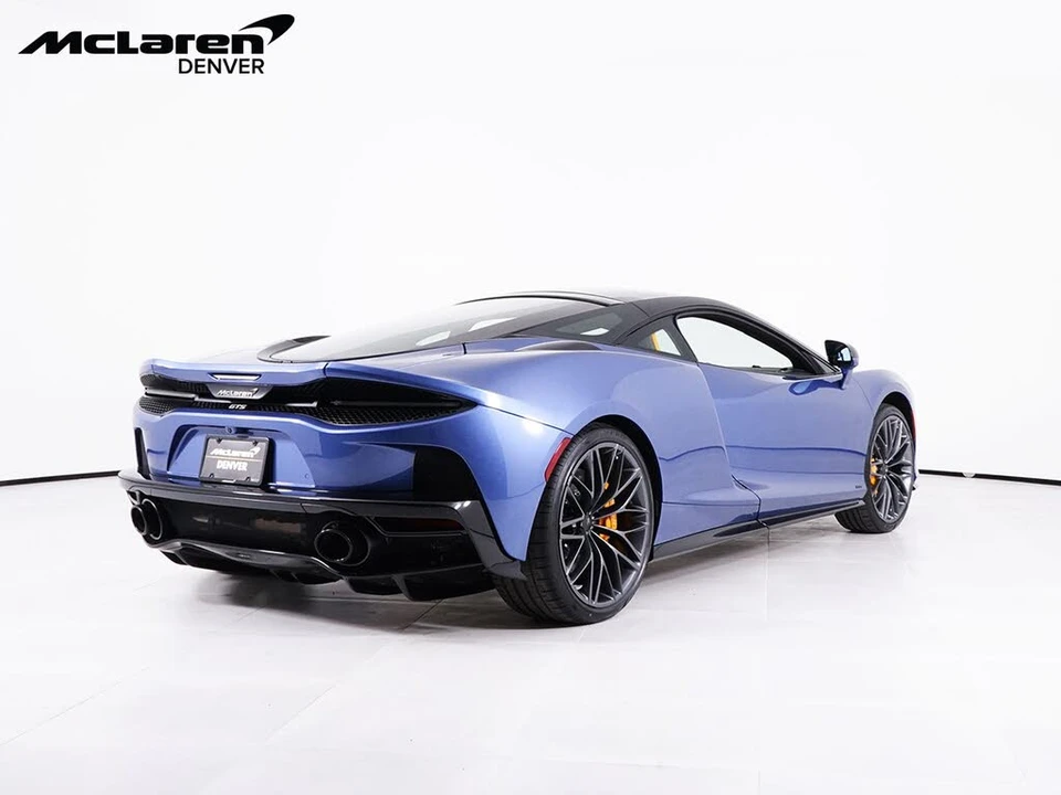 2026 McLaren GT - Image 8 of 31