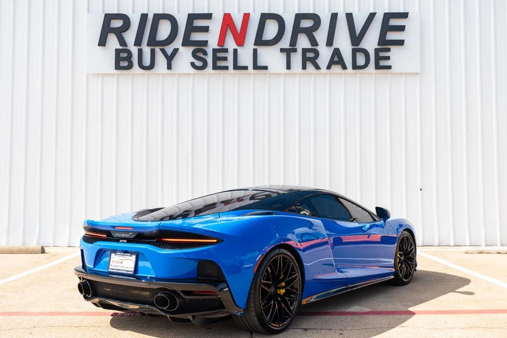 2026 McLaren GT - Image 7 of 31