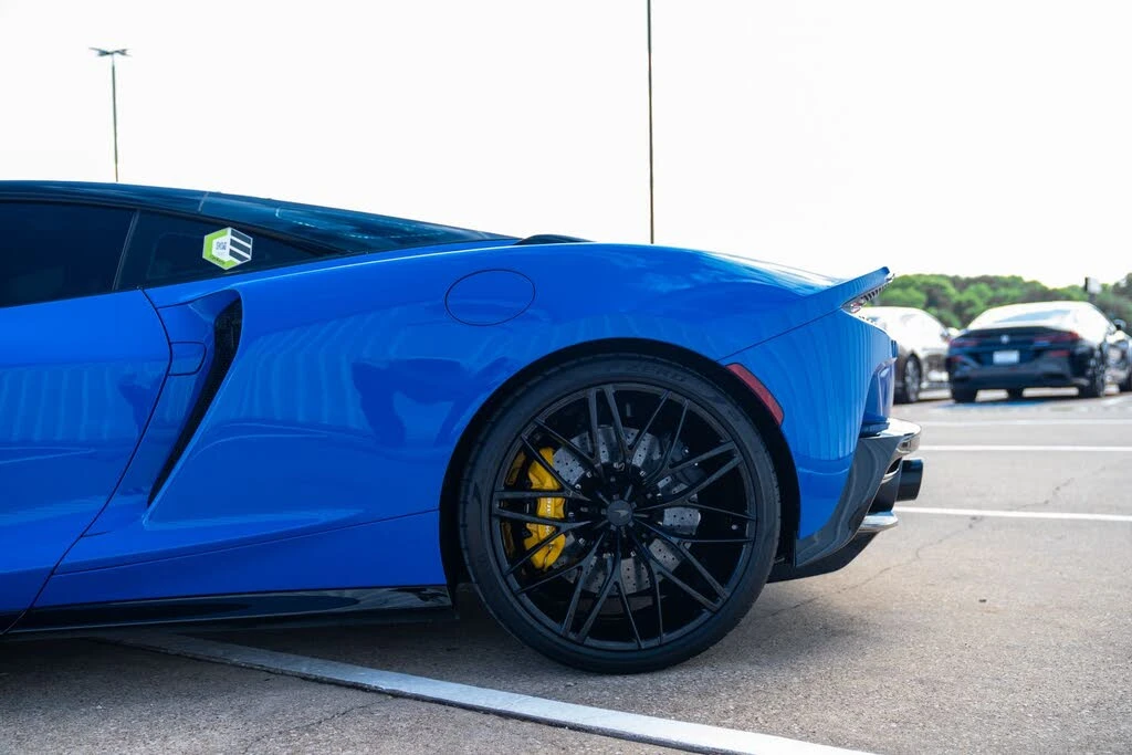2026 McLaren GT - Image 15 of 31