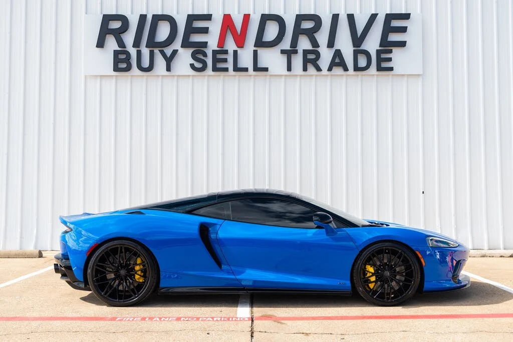 2026 McLaren GT - Image 8 of 31