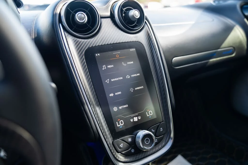 2026 McLaren GT - Image 30 of 31