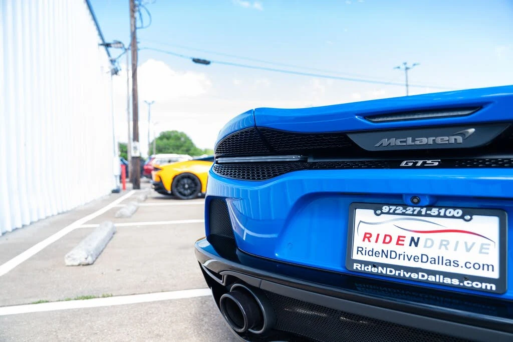 2026 McLaren GT - Image 16 of 31