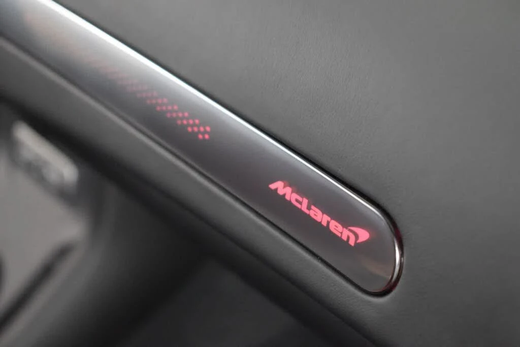 2026 McLaren GT - Image 22 of 31