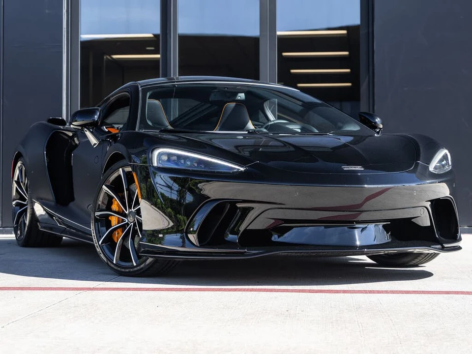 2026 McLaren GT - Image 3 of 31