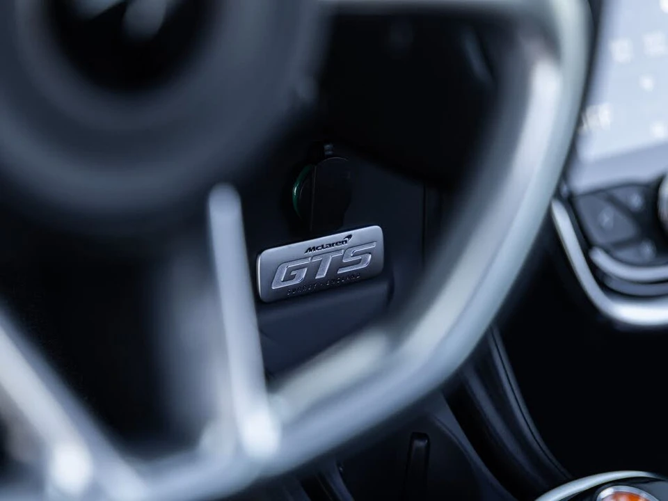 2026 McLaren GT - Image 31 of 31