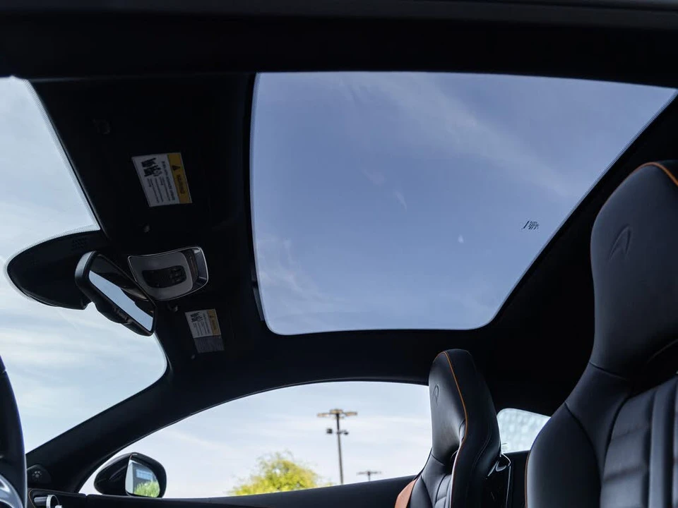 2026 McLaren GT - Image 26 of 31