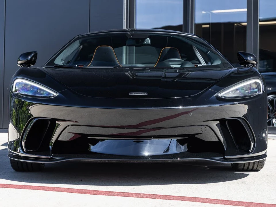 2026 McLaren GT - Image 5 of 31