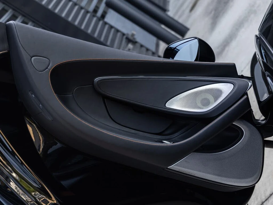 2026 McLaren GT - Image 21 of 31