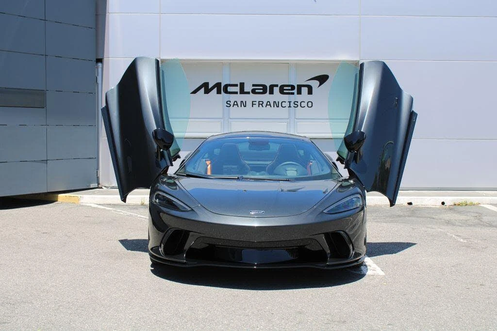 2026 McLaren GT - Image 23 of 31