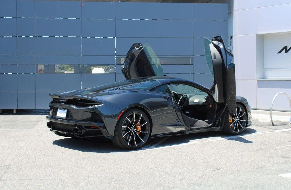 2026 McLaren GT - Image 22 of 31