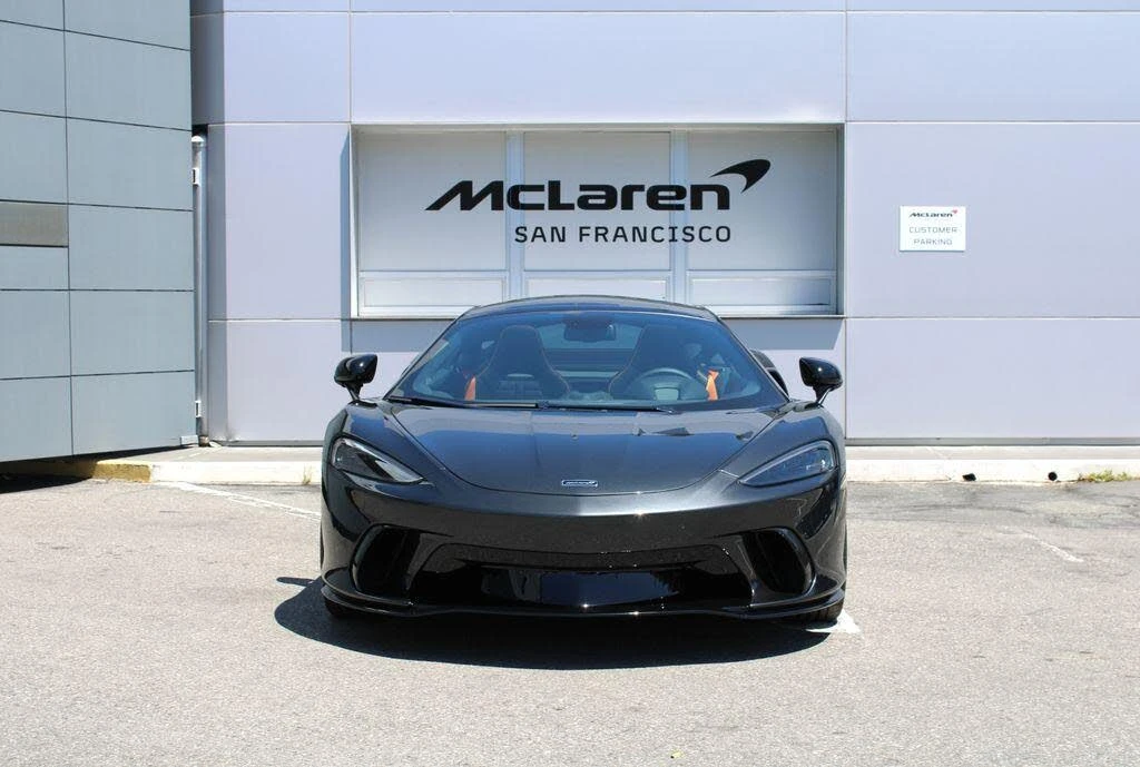 2026 McLaren GT - Image 8 of 31