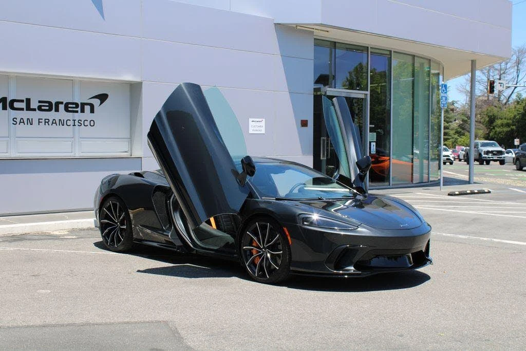2026 McLaren GT - Image 12 of 31