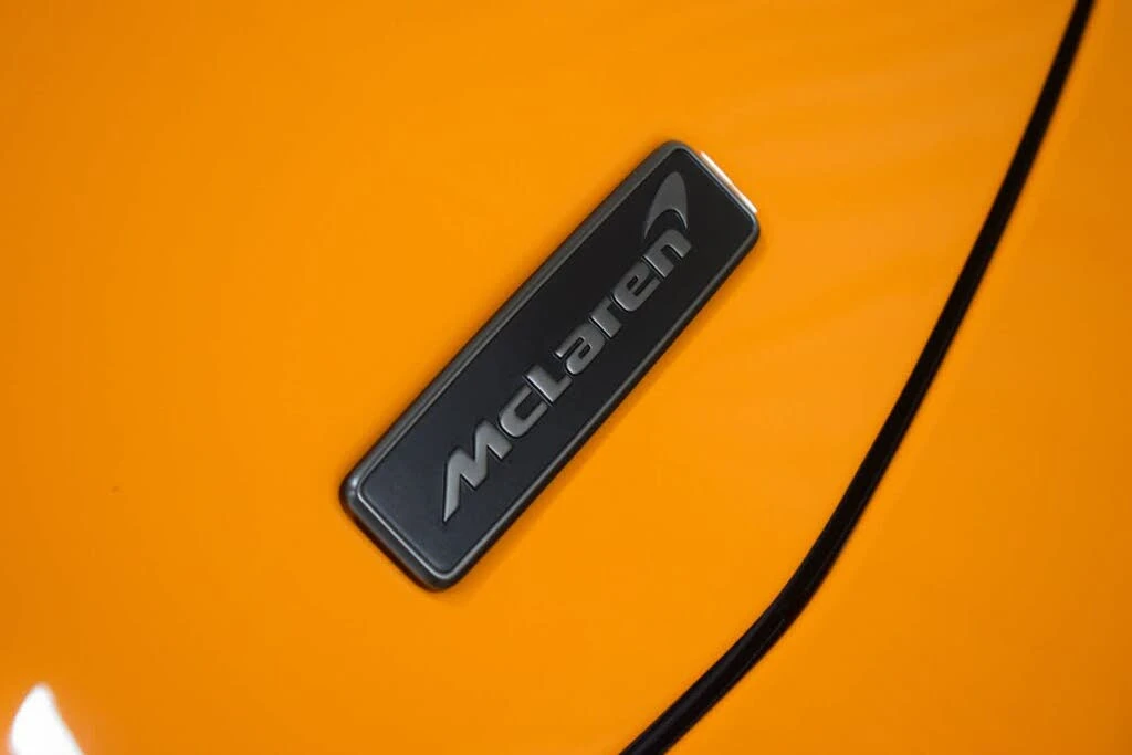 2026 McLaren GT - Image 3 of 31