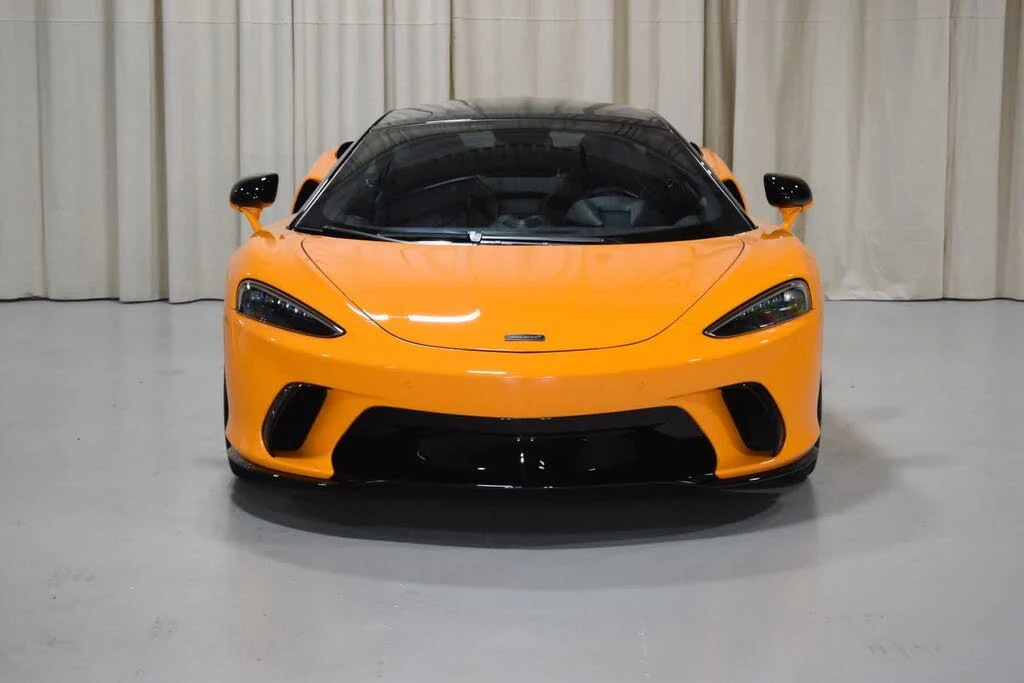 2026 McLaren GT - Image 7 of 31