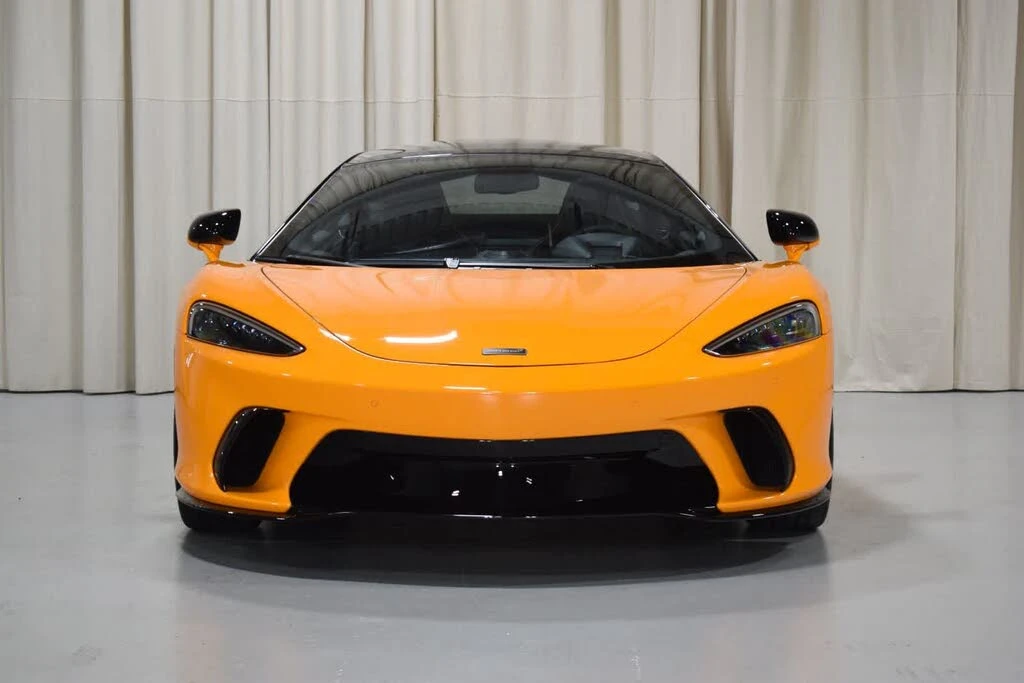 2026 McLaren GT - Image 8 of 31