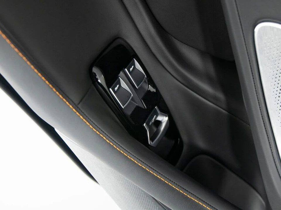 2026 McLaren GT - Image 13 of 31