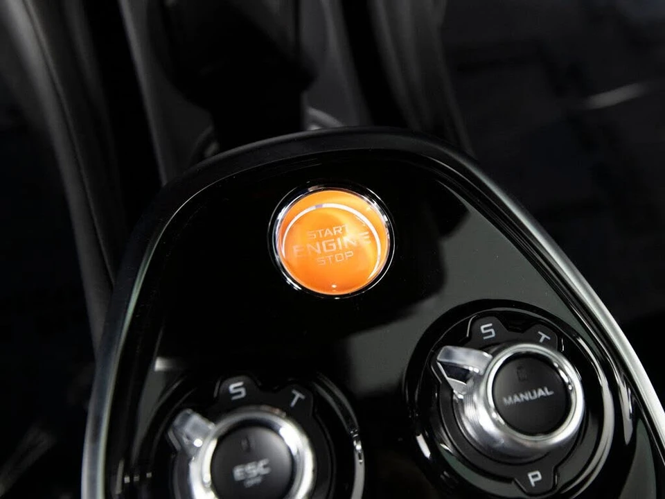 2026 McLaren GT - Image 21 of 31