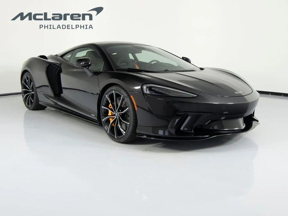 2026 McLaren GT - Image 3 of 31